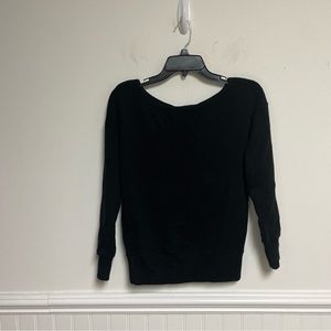 Boohoo Women’s Black Sweater Long Sleeve round neck Size S/M